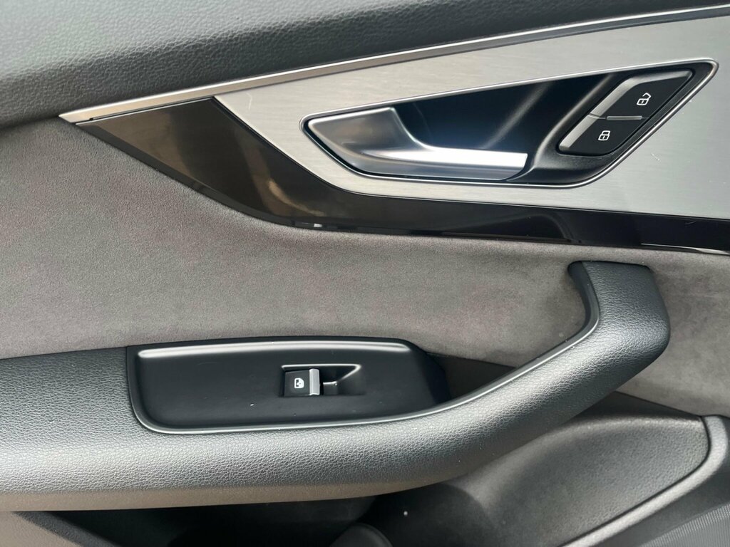 Audi Q7 Grey #42