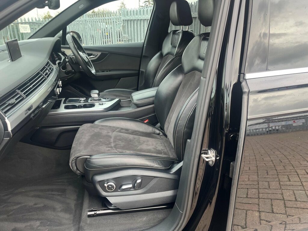 Audi Q7 Grey #59