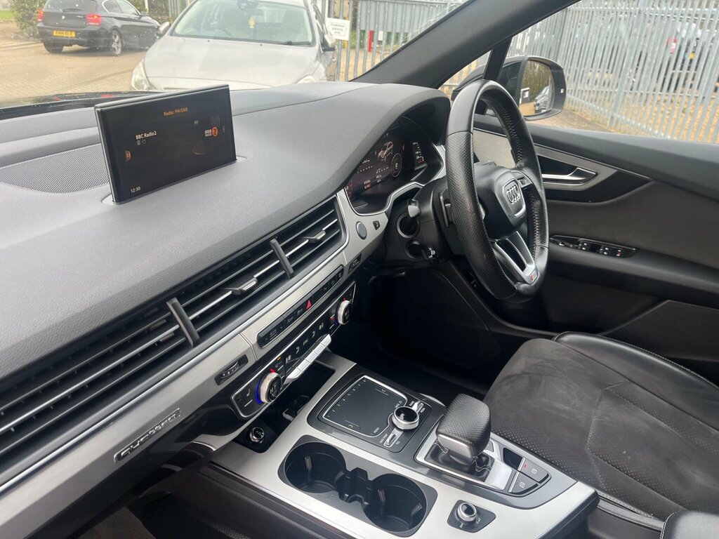 Audi Q7 Grey #29