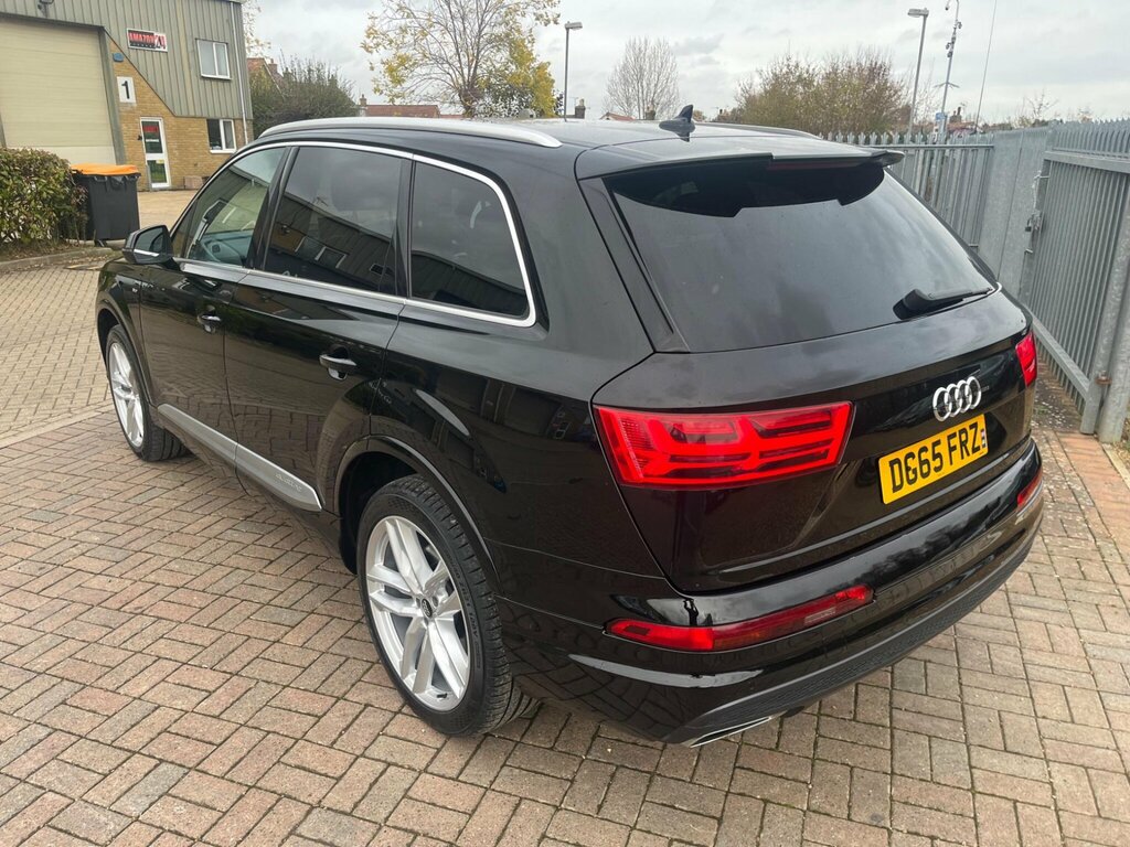 Audi Q7 Grey #18