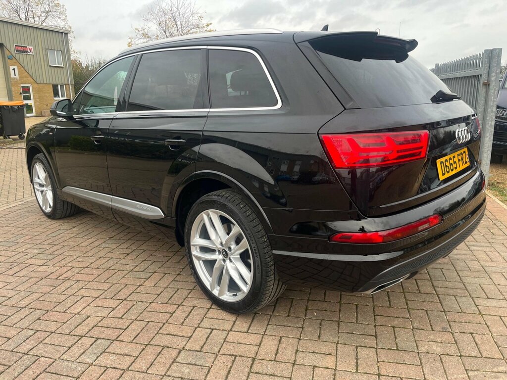 Audi Q7 Grey #19