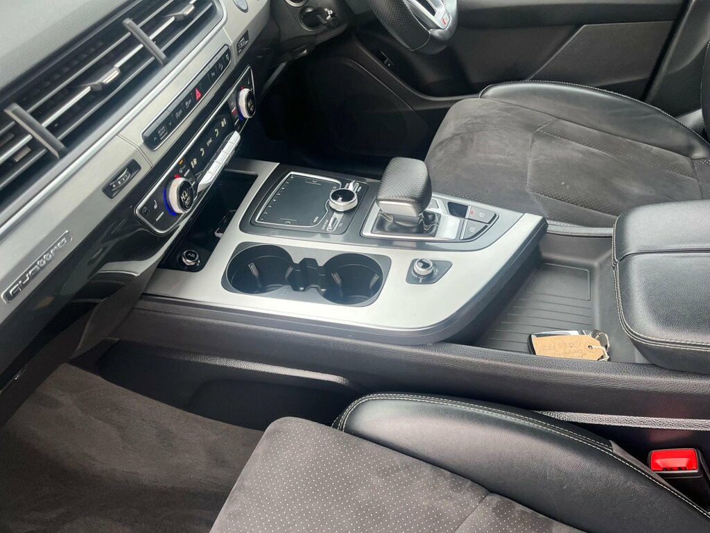 Audi Q7 Grey #63