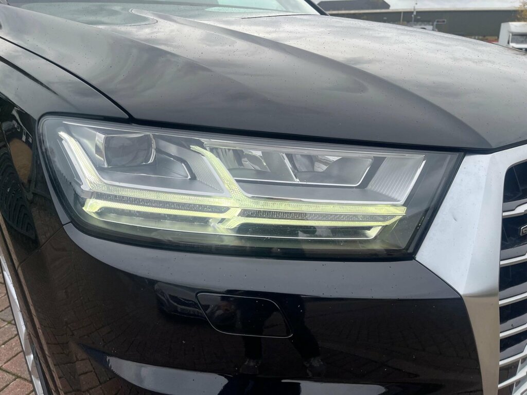 Audi Q7 Grey #61