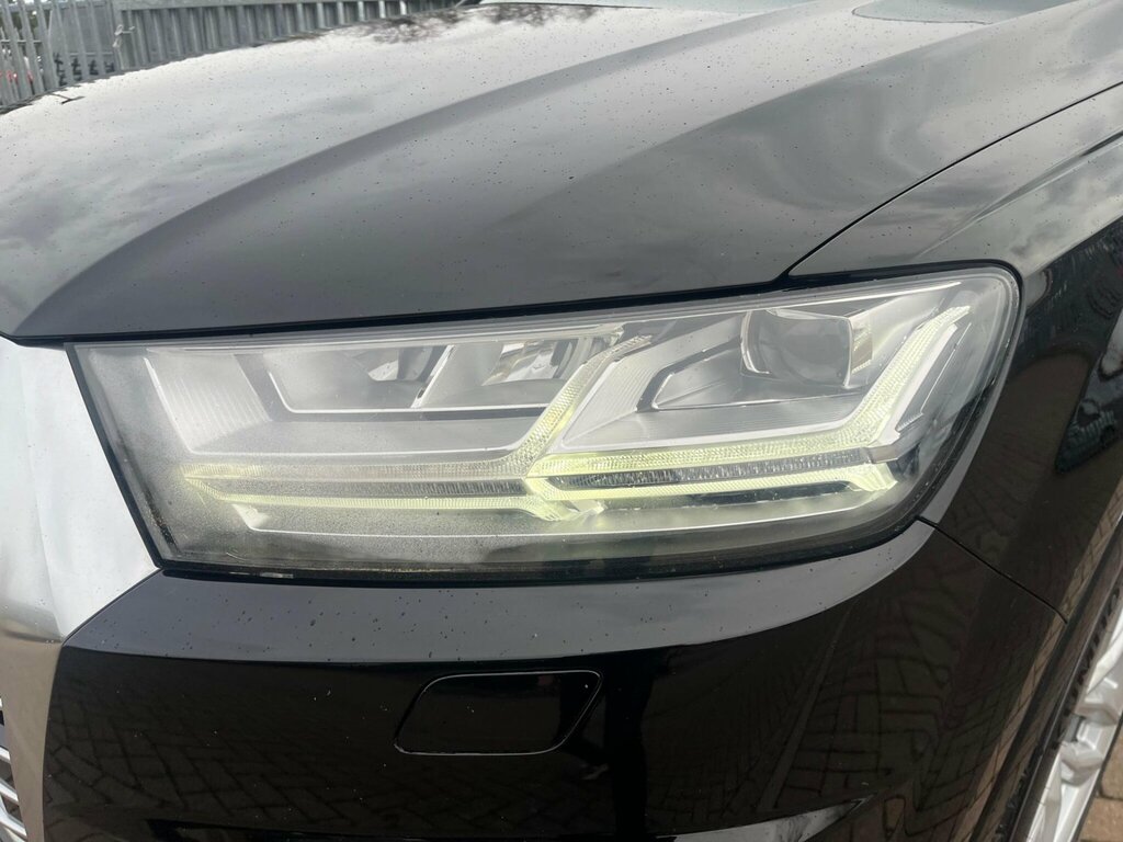 Audi Q7 Grey #60