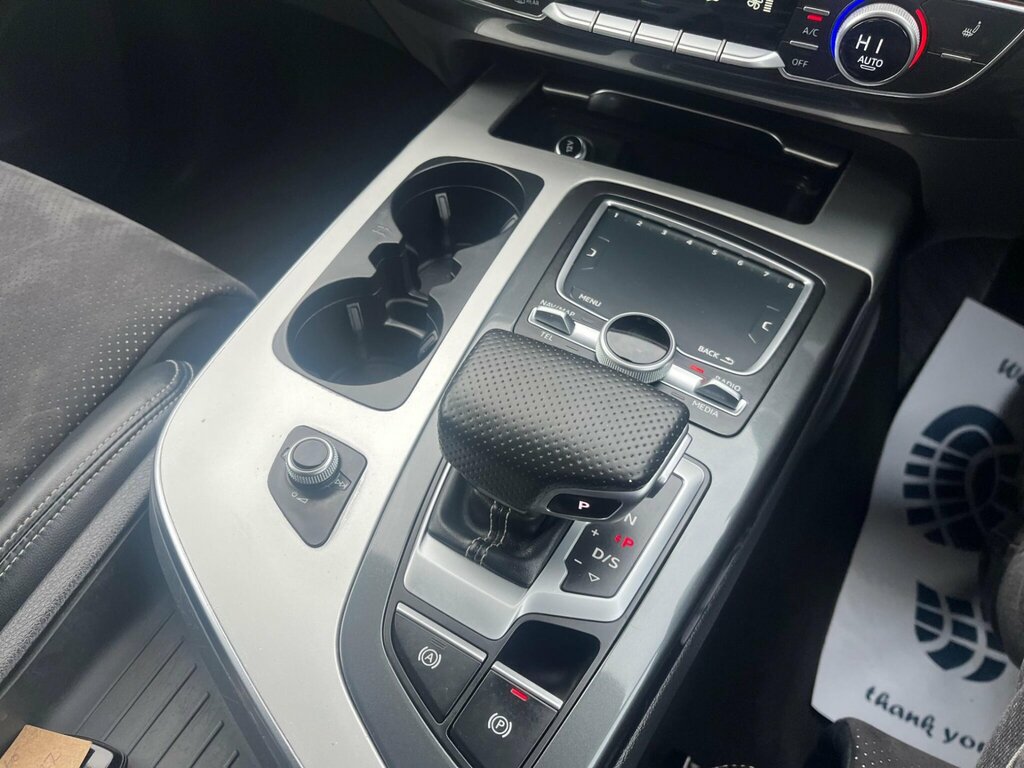 Audi Q7 Grey #31