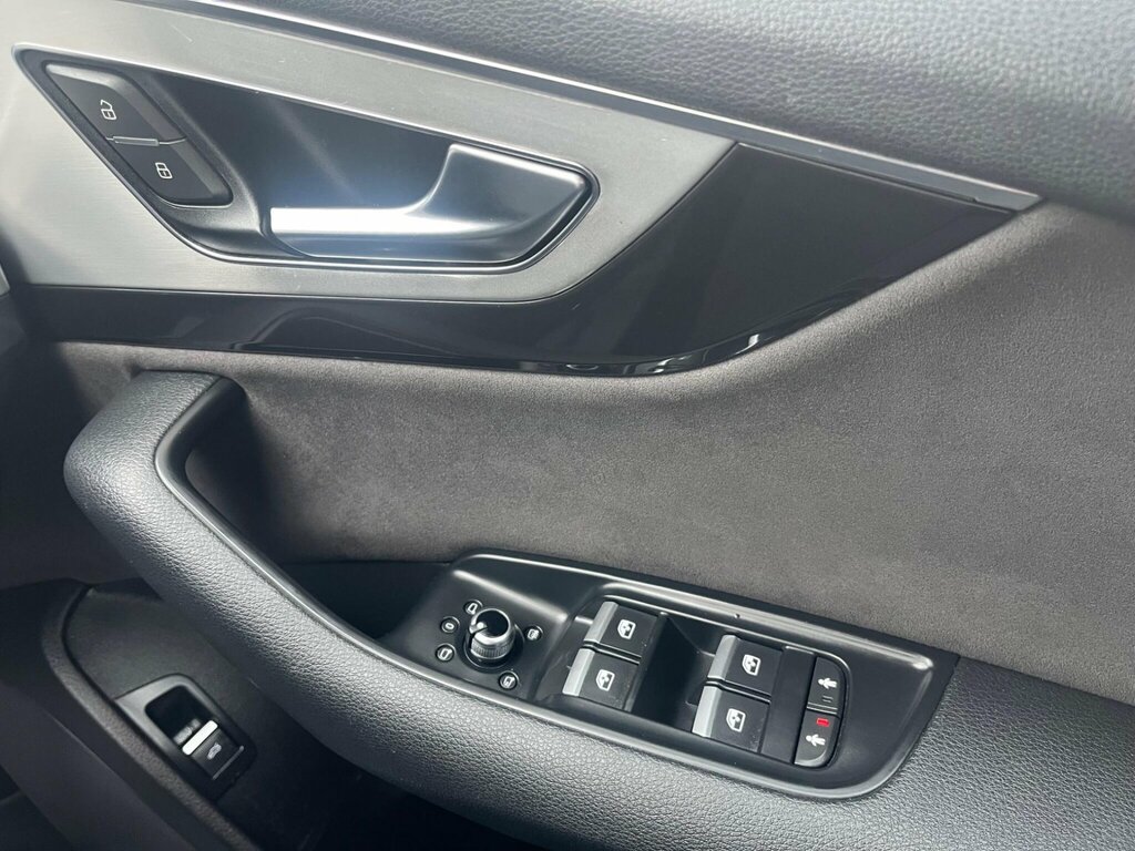 Audi Q7 Grey #46