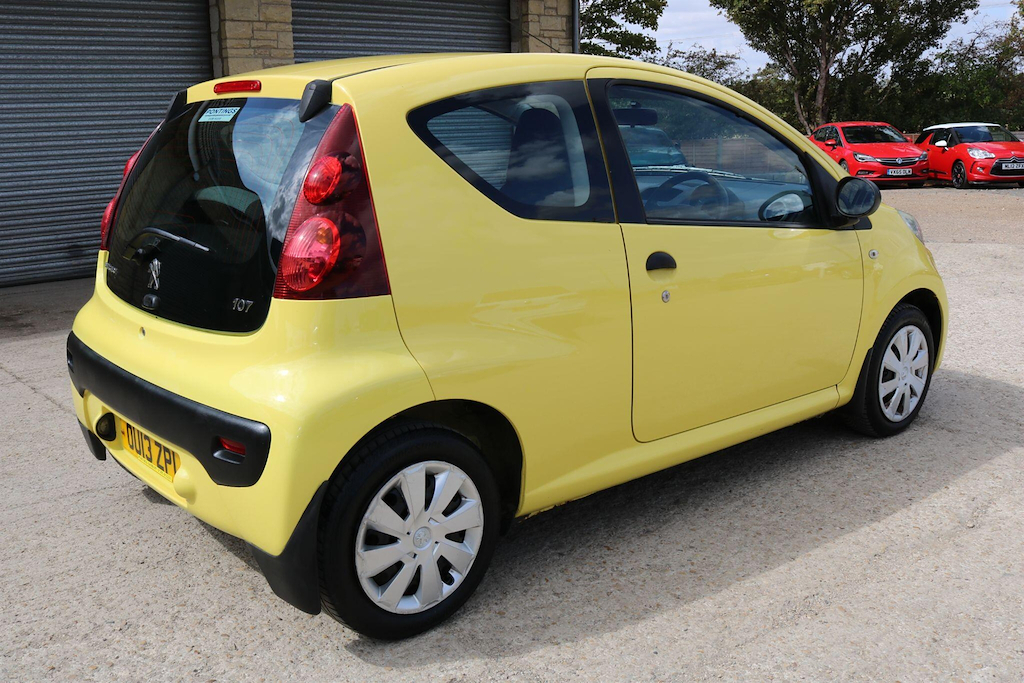 Peugeot 107 1.0 12V Access Euro 5 #6