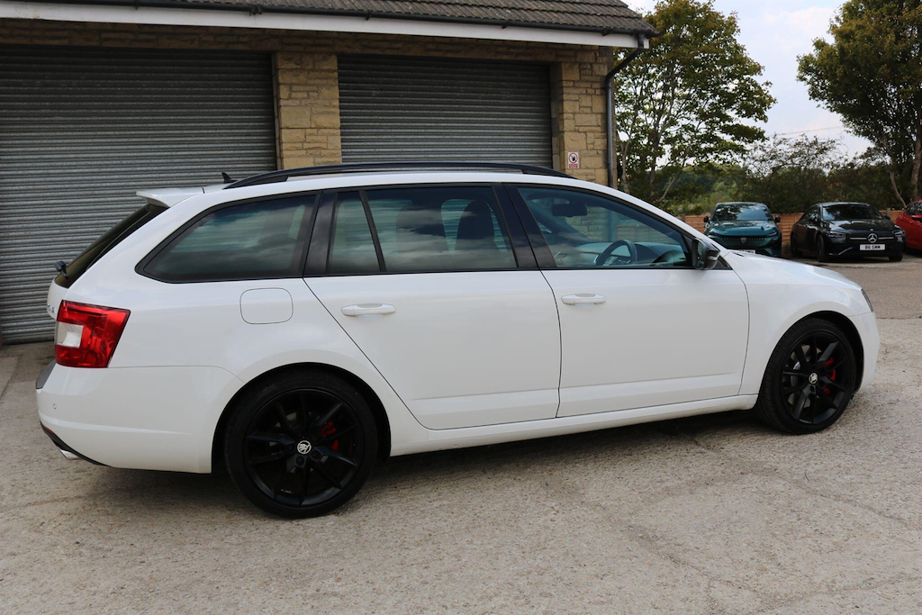 Skoda Octavia Vrs White #5