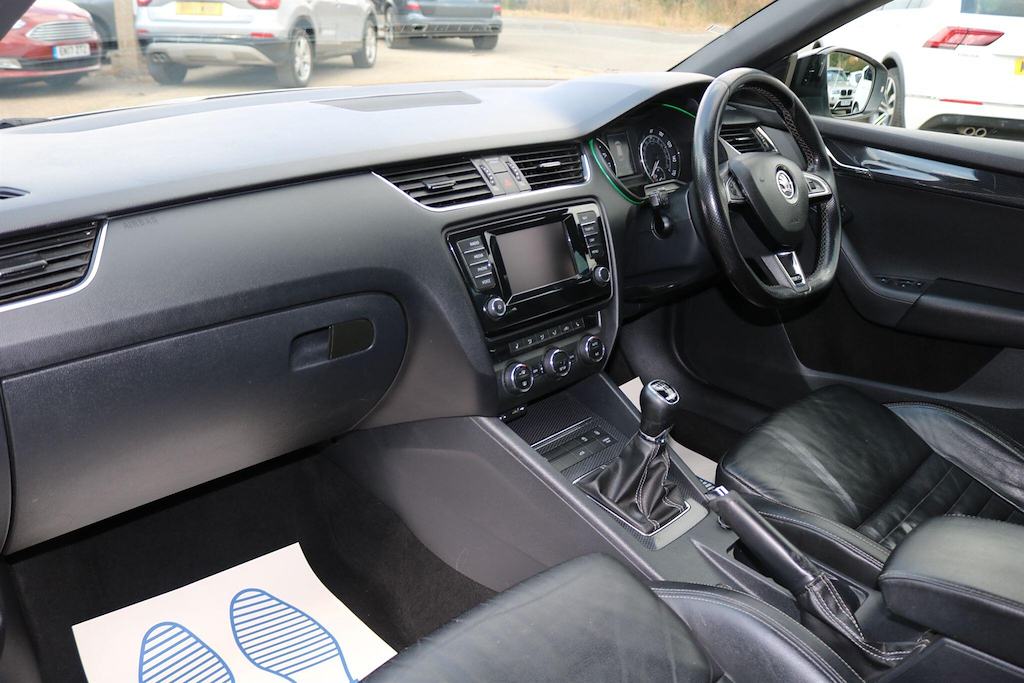 Skoda Octavia Vrs White #21