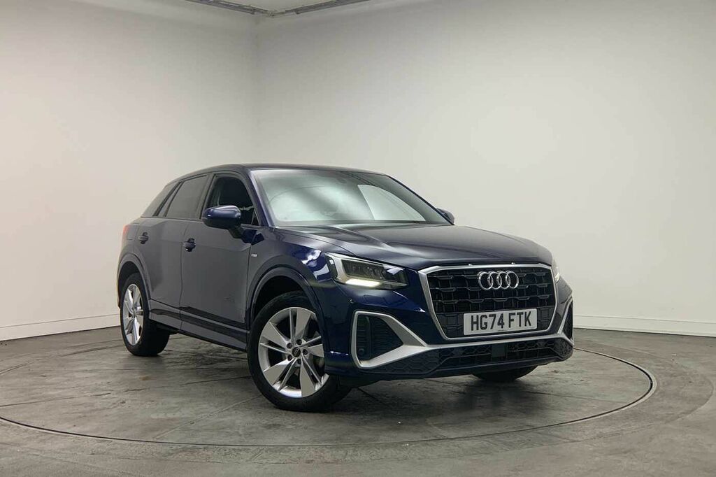 Audi Q2 S Line 30 Tfsi 110 Ps 6-Speed - 2024 Blue