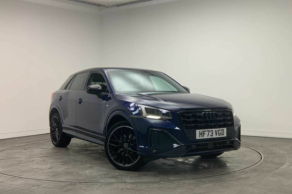 Audi Q2 Black Edition 30 Tfsi 110 Ps 6-Speed - 2023 Blue