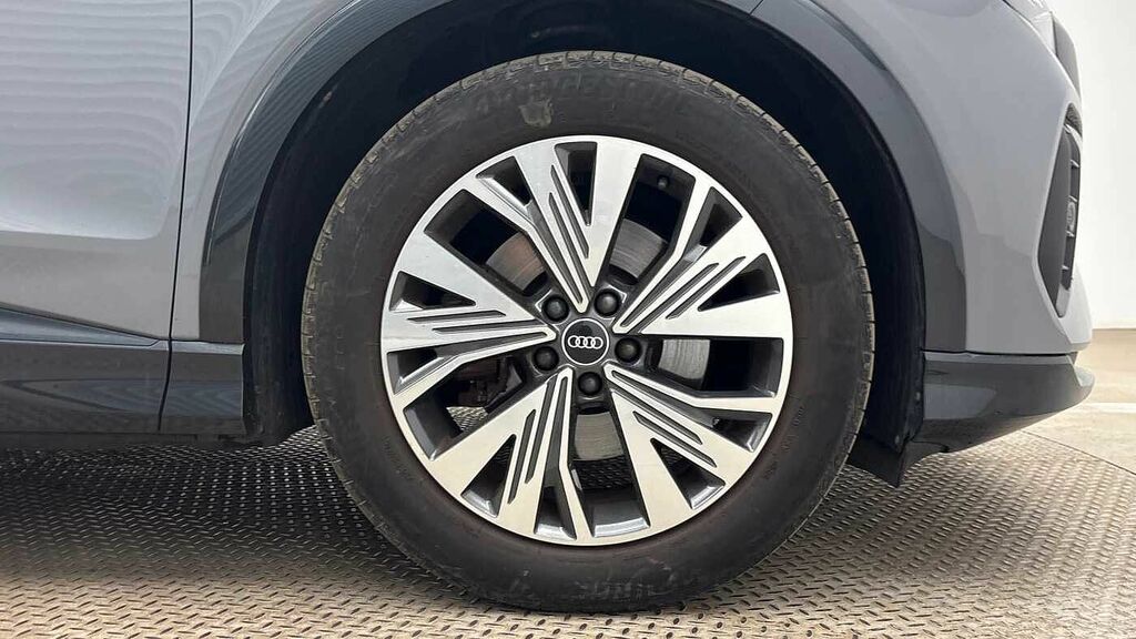 Audi Q4 E Tron Sport 35 125,00 Kw Grey #3