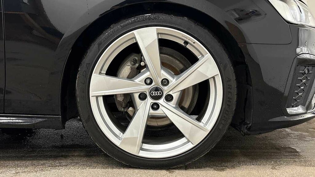 Audi A4 S Line 40 Tfsi 204 Ps S Tronic Black #2