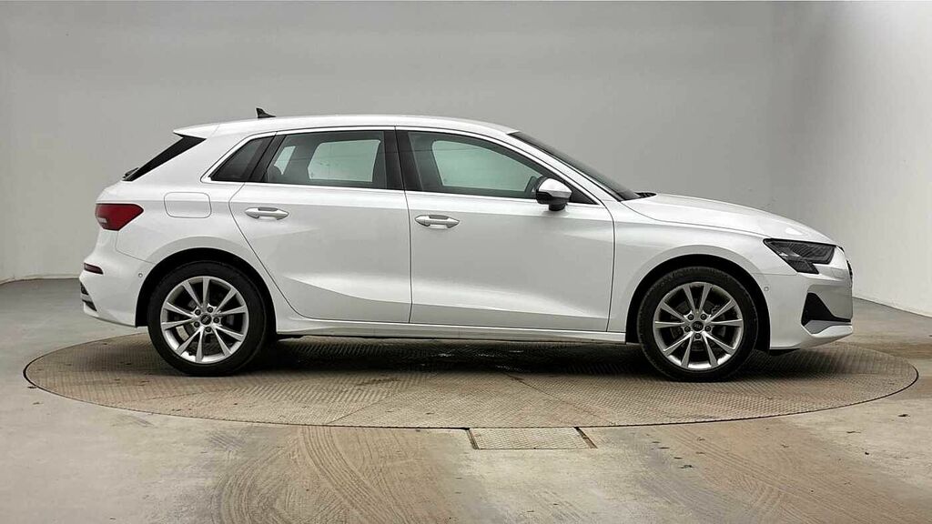 Audi A3 Sport 30 Tfsi 116 Ps 6-Speed - 2024 RV74WCP White #4