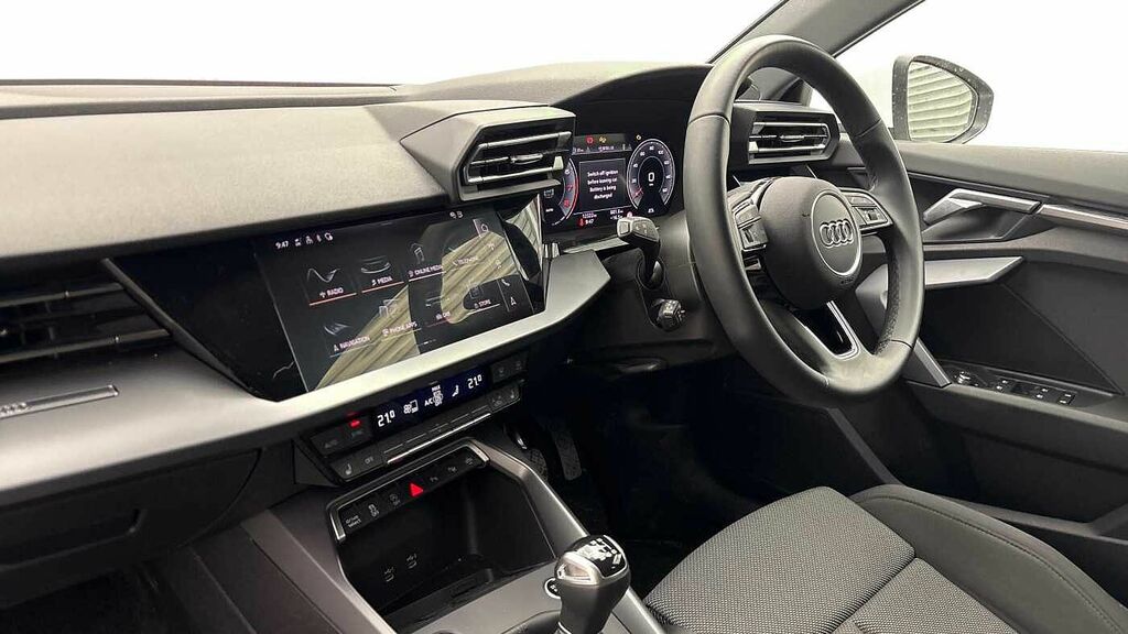 Audi A3 Sport 30 Tfsi 116 Ps 6-Speed - 2024 RV74WCP White #2
