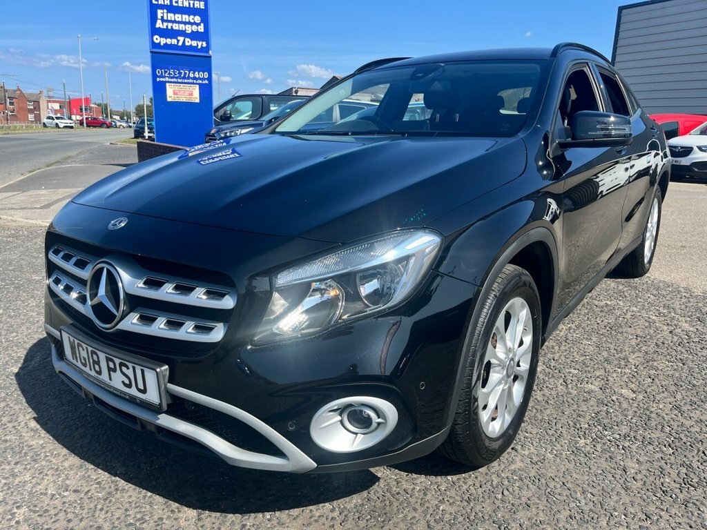Mercedes-Benz GLA Class 1.6L Se WG18PSU Black #2