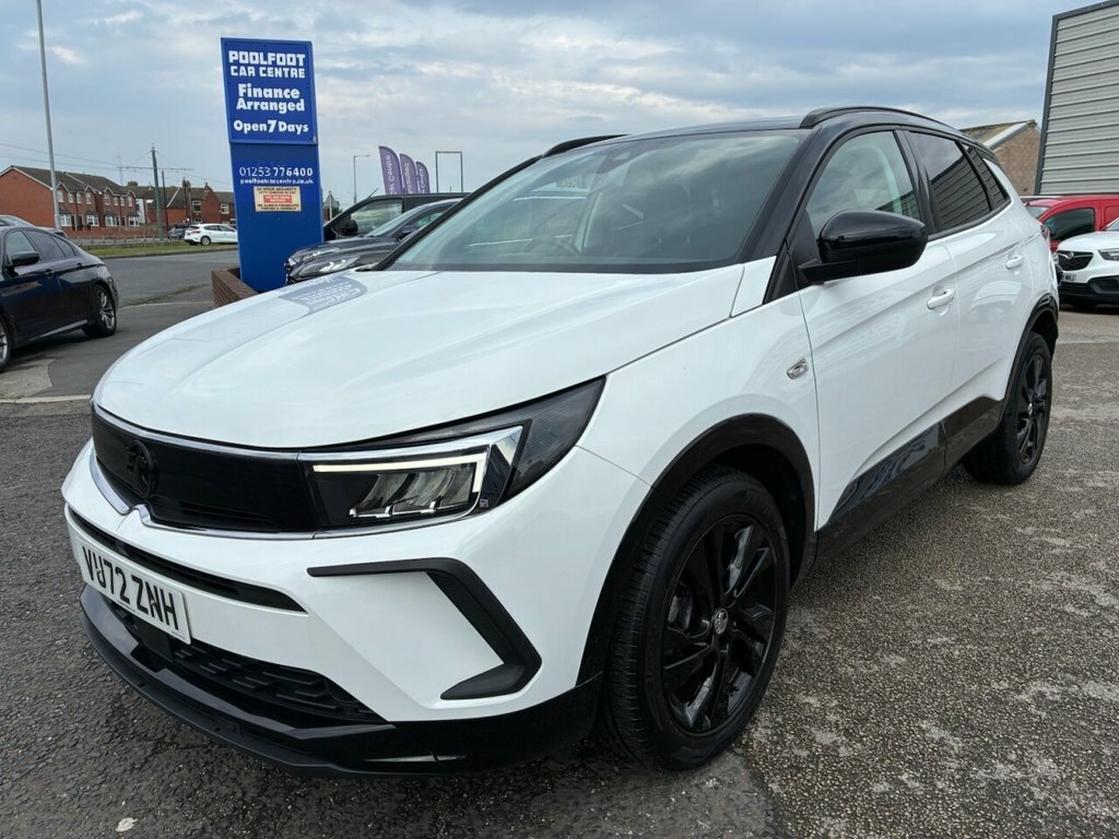 Vauxhall Grandland 1.2L Gs Line White