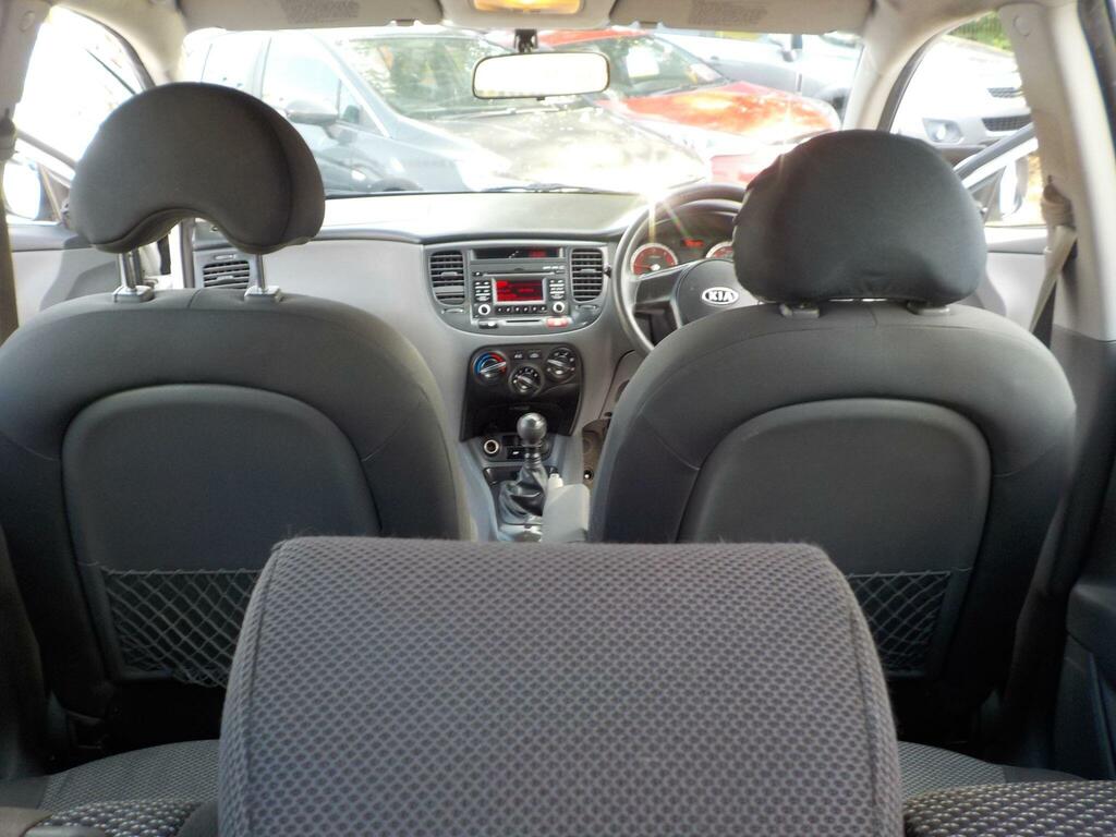 Kia RIO 1.4L Graphite Silver #23