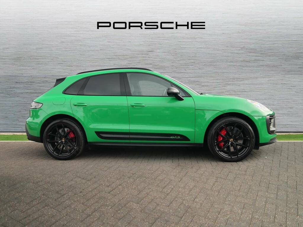 Porsche Macan Gts Green #3