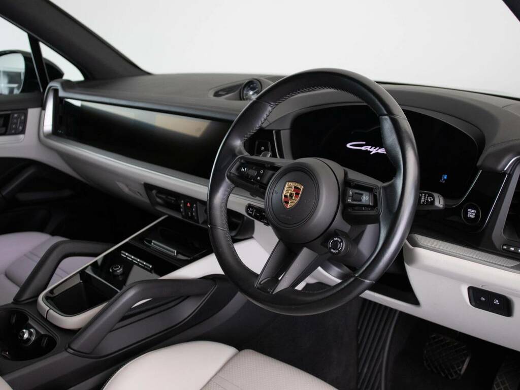 Porsche Cayenne E-hybrid Grey #4