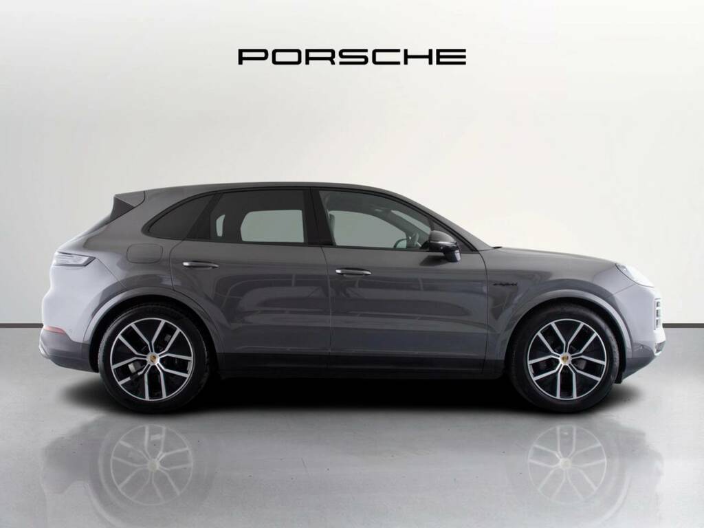 Porsche Cayenne E-hybrid Grey #2