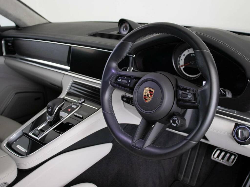 Porsche Panamera Gts Sport Turismo Blue #4