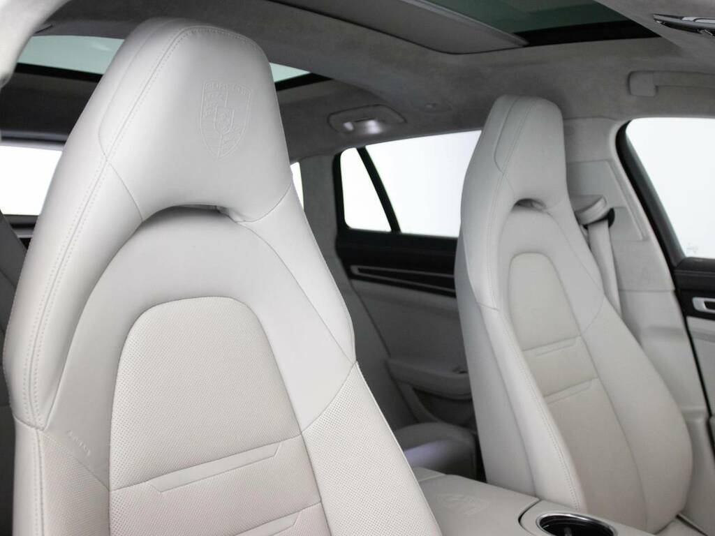 Porsche Panamera Gts Sport Turismo Blue #5