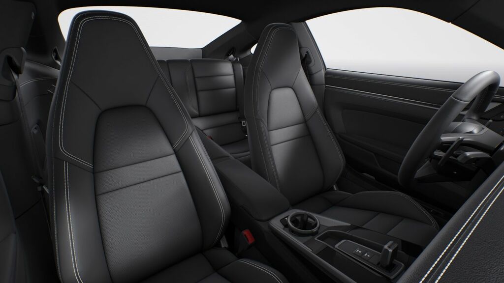 Porsche 911 Carrera 4 Black
