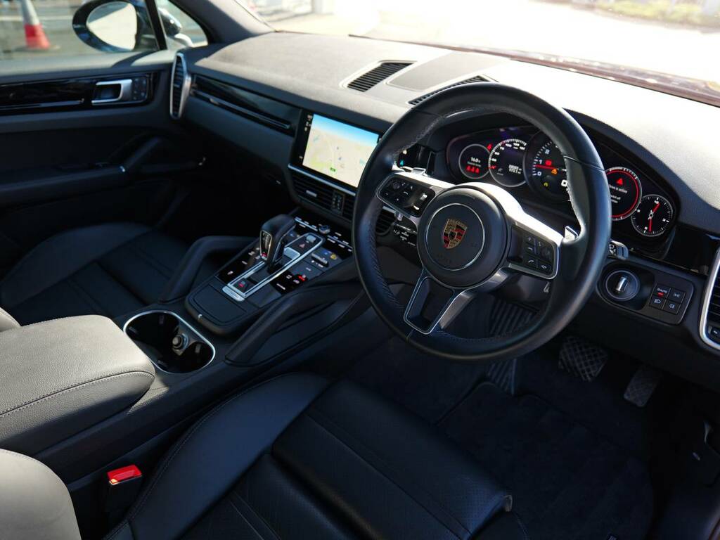 Porsche Cayenne Suv Black #4