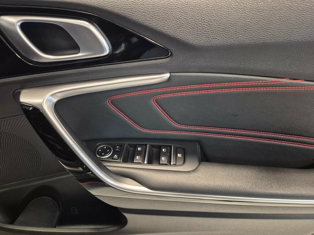 Kia Proceed  White #18