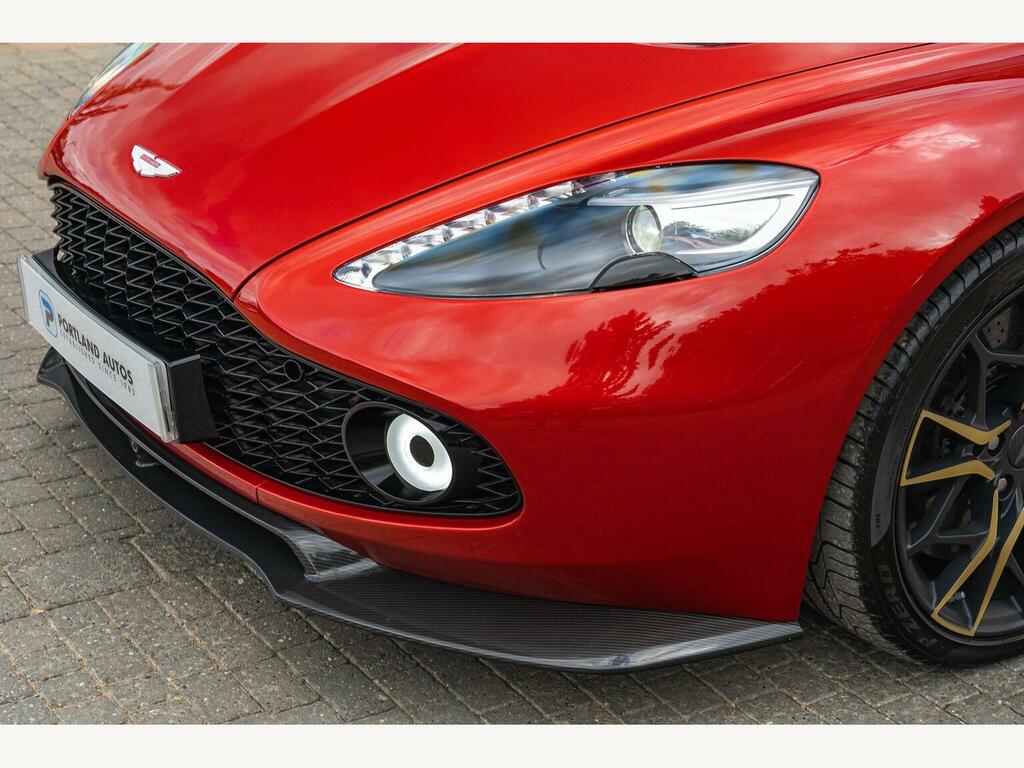 Aston Martin Vanquish S Green #11