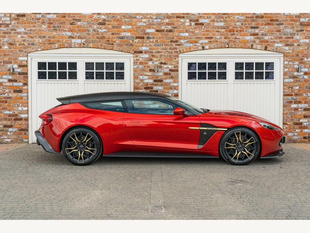 Aston Martin Vanquish S Green #27