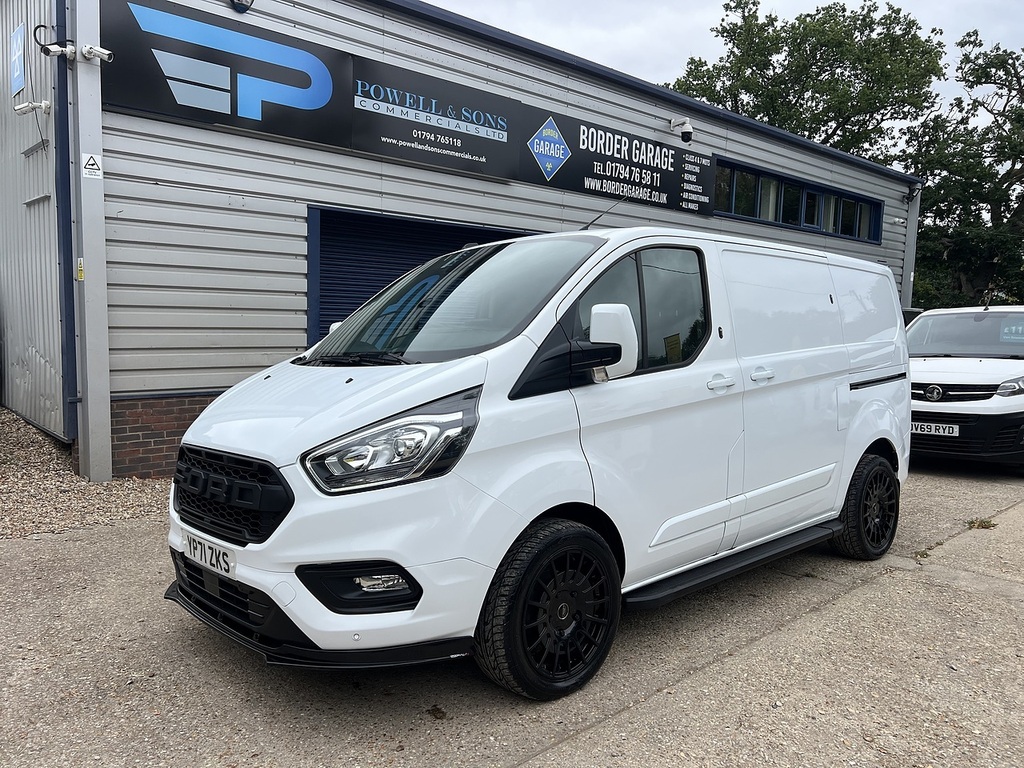 Ford Transit Custom 300 Limited Sport Pack YP71ZKS White #2