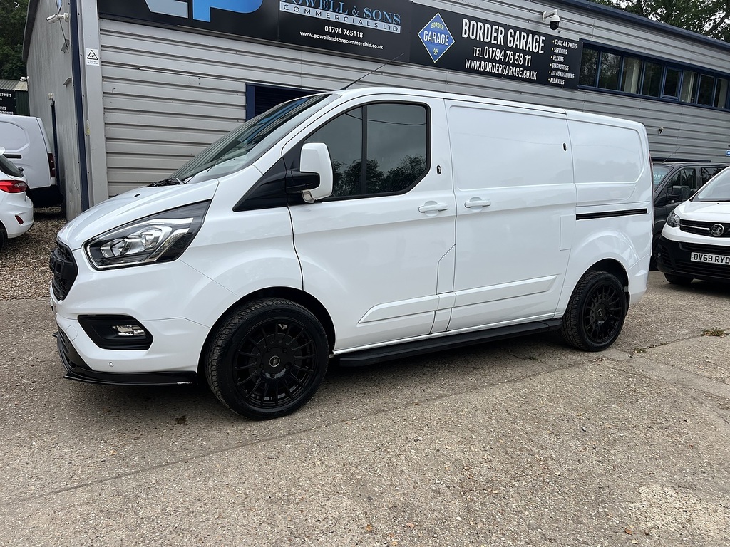 Ford Transit Custom 300 Limited Sport Pack YP71ZKS White #3