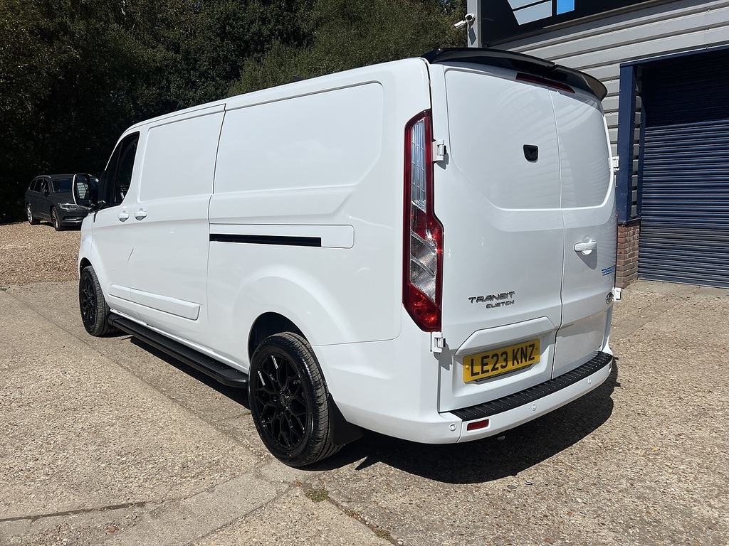 Ford Transit Custom 300 Limited Sport Pack LE23KNZ White #6