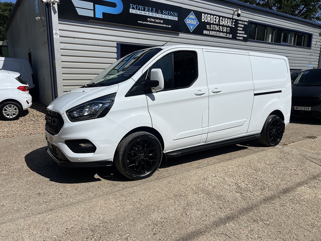 Ford Transit Custom 300 Limited Sport Pack LE23KNZ White #3
