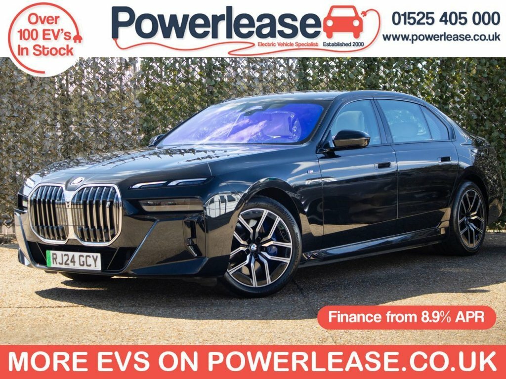 BMW i7 Saloon Black
