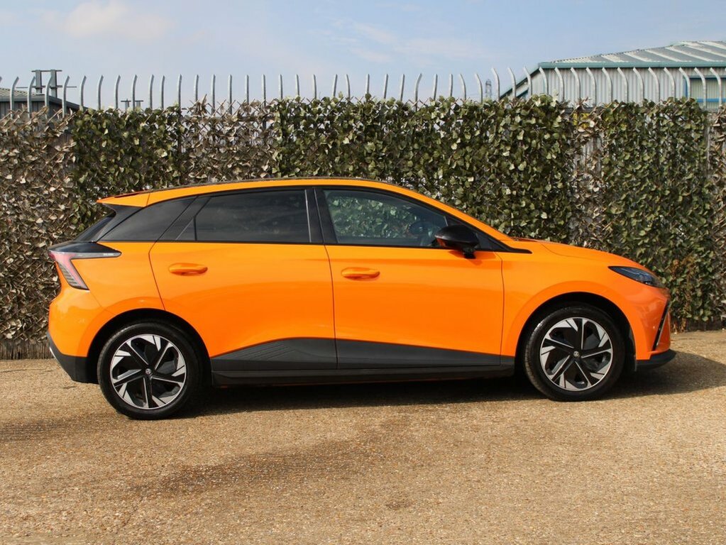 MG MG4 Hatchback PF72DFY Orange #3