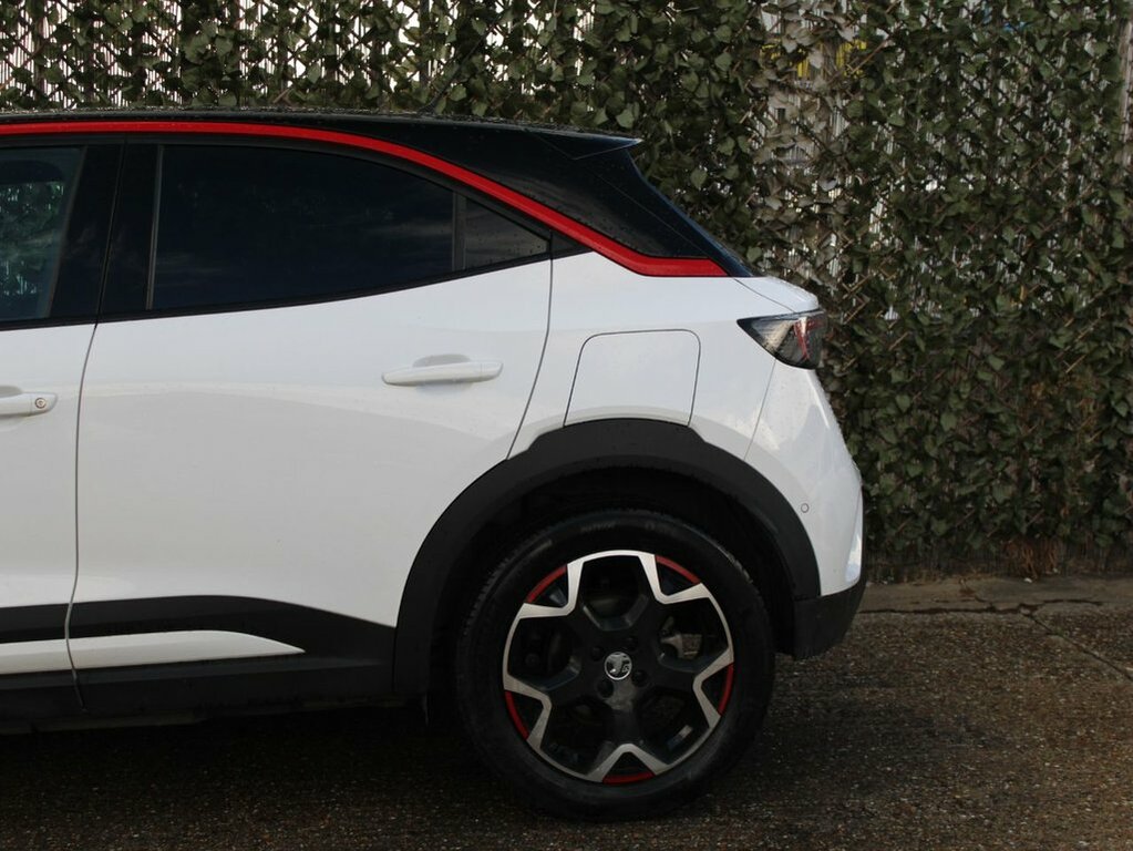 Vauxhall Mokka-e Ultimate White #13