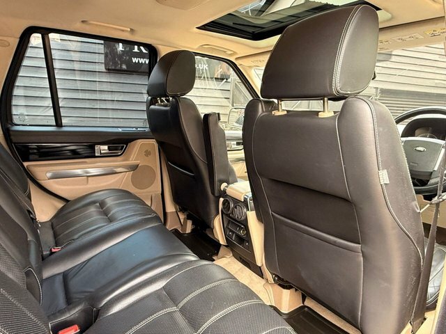 Land Rover Range Rover Sport 3.0 Tdv6 Hse Commandshift Black #15