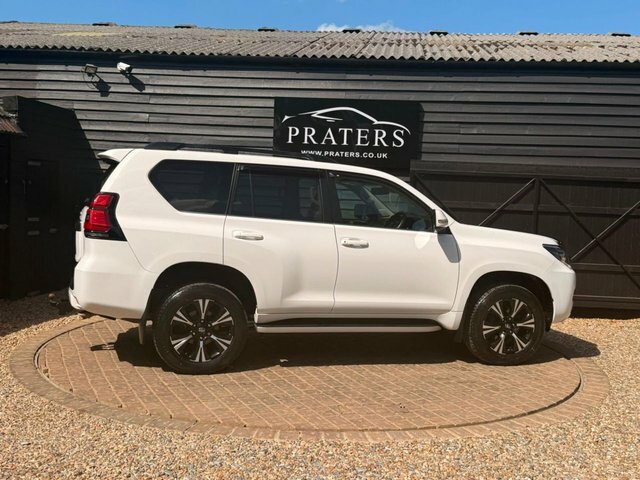 Toyota Land Cruiser D-4d Invincible Suv White #5