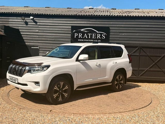 Toyota Land Cruiser D-4d Invincible Suv White #2