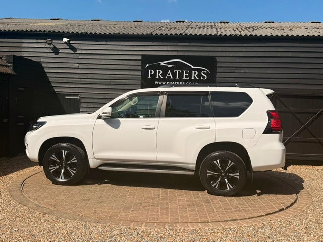 Toyota Land Cruiser D-4d Invincible Suv White #6