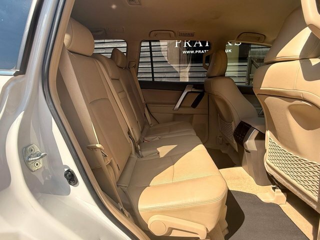 Toyota Land Cruiser Active D-4d Red #16