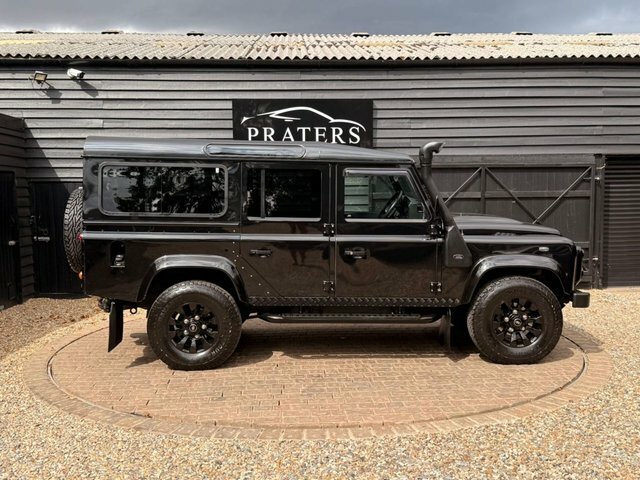 Land Rover Defender 110 Tdci Xs Station Wagon Black