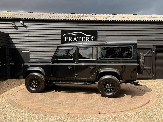 Land Rover Defender 110 Manual Green #11