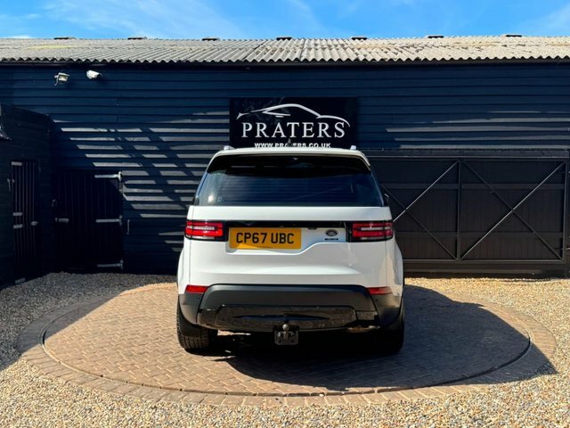 Land Rover Discovery Td V6 Hse Luxury White #3