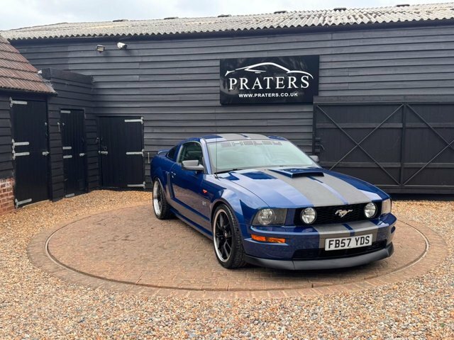 Ford Mustang  Black #15