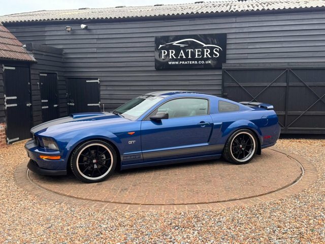 Ford Mustang  Black #21