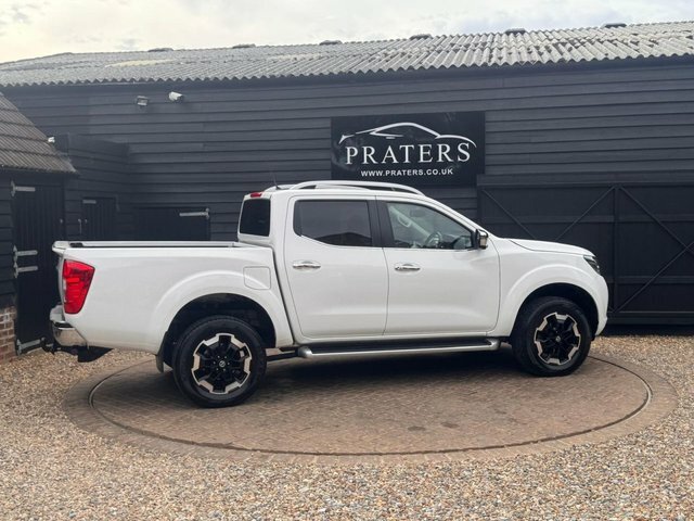 Nissan Navara Dci Tekna Pickup Double White #4